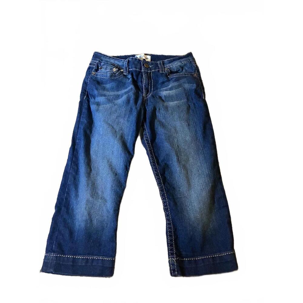Women's Blue Cropped Denim Pants size 9 with Embellished Back‎ Pockets